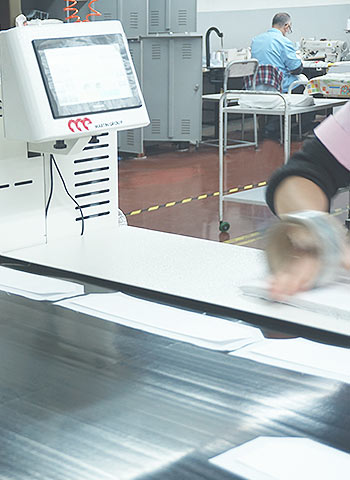 Stirare e modellare — Erten Tekstil